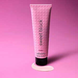 LOCIÓN HIDRATANTE PERFUMADA SWEET BLACK